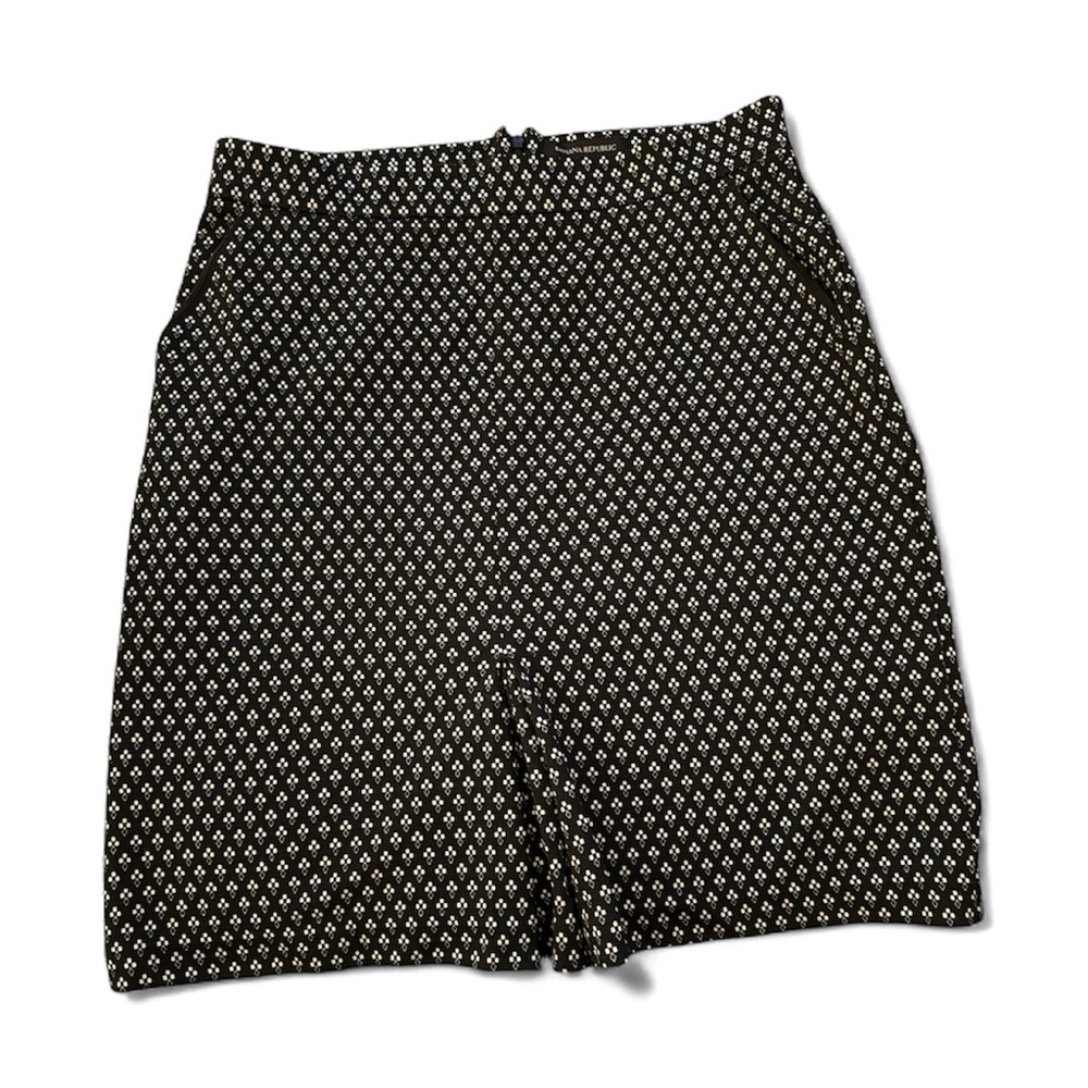 Banana Republic Women's Black And White Size 12 Skirt, Pleat In Front W/POCKETS!